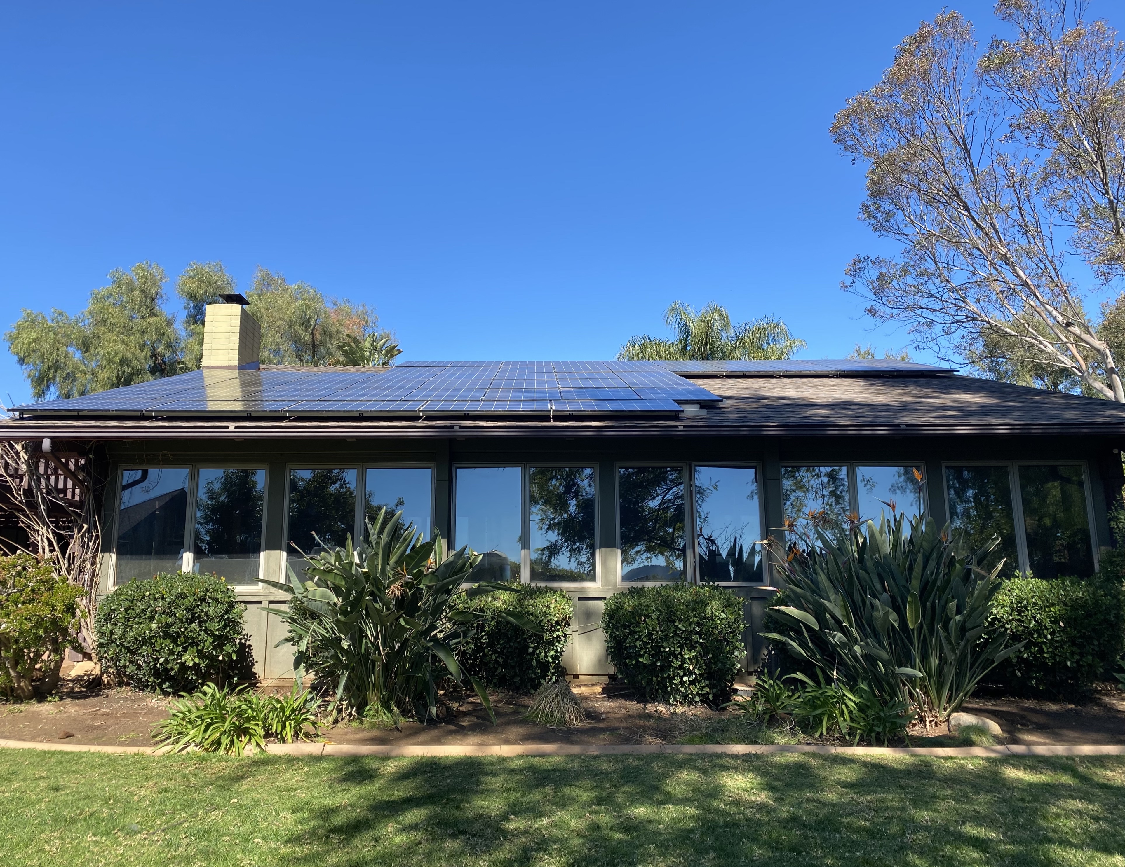 26 panel close-up solar array